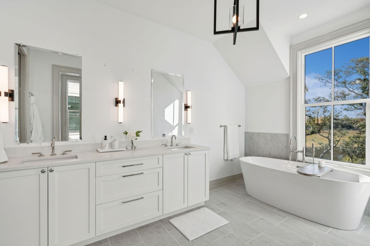 519 Helmsman Street Photo 16