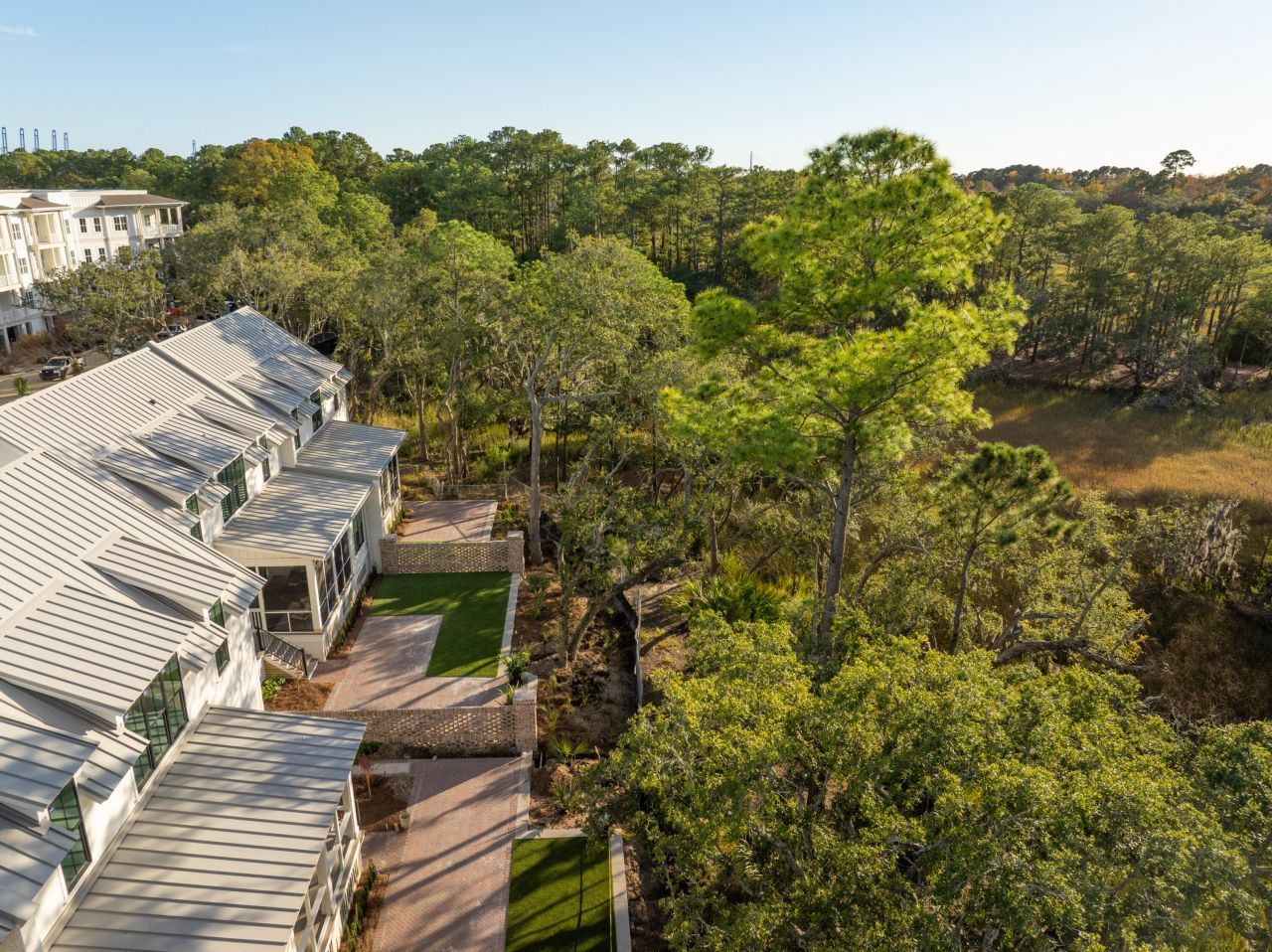 519 Helmsman Street Photo 25