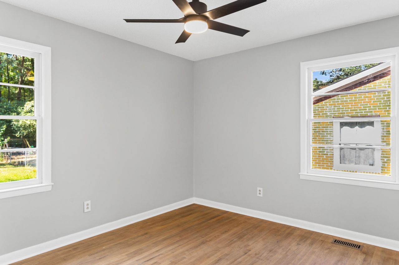 1825 Atlantic Ave Photo 9