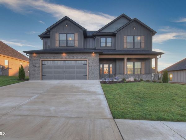 34 Glaze Farm Way, Johnson City, TN 37601