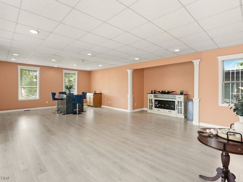 19270 Lorain Road, Fairview Park, OH 44126 Photo 4