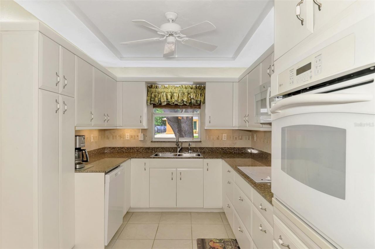 1150 Willis Avenue, Sarasota, FL 34232 Photo