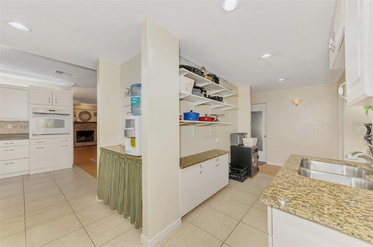 1150 Willis Avenue, Sarasota, FL 34232 Photo