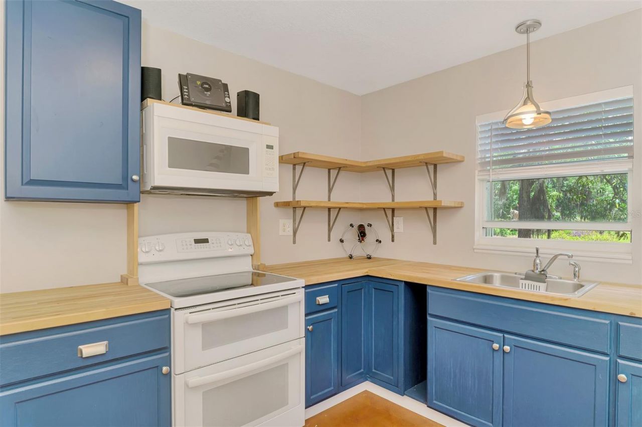 1150 Willis Avenue, Sarasota, FL 34232 Photo