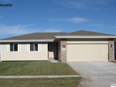4926 Alma Place, Lincoln, NE 68514