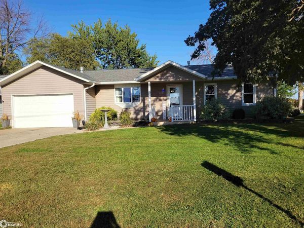 1221 S Main Street, Clarion, IA 50525