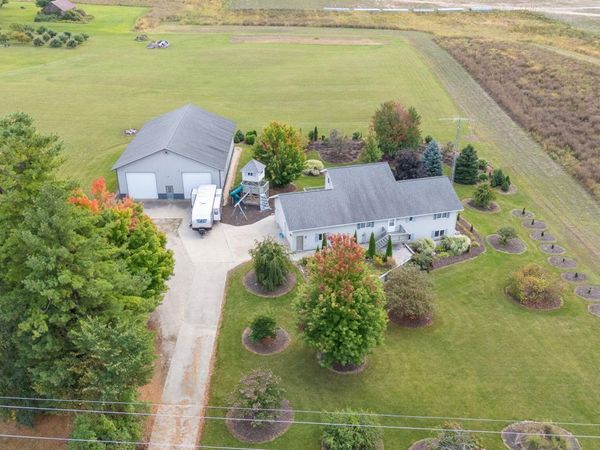 2861 W Polk Road, Hart, MI 49420