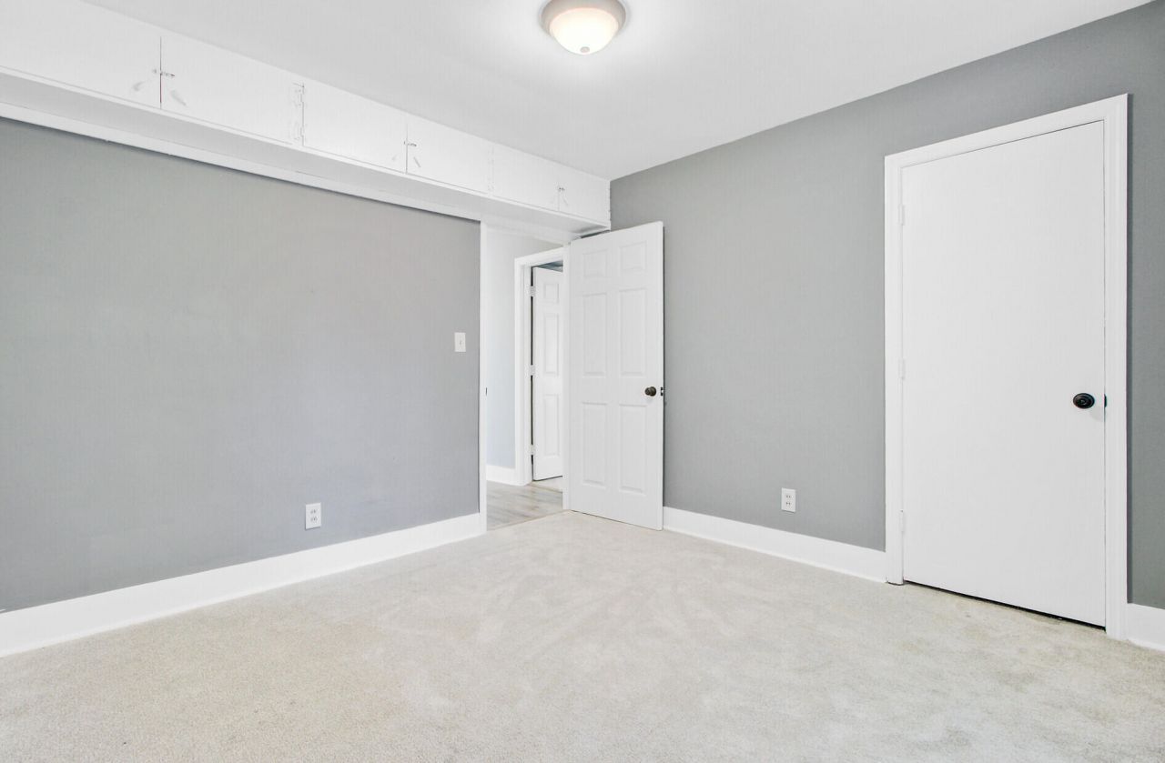 140 Weeks Avenue Photo 19