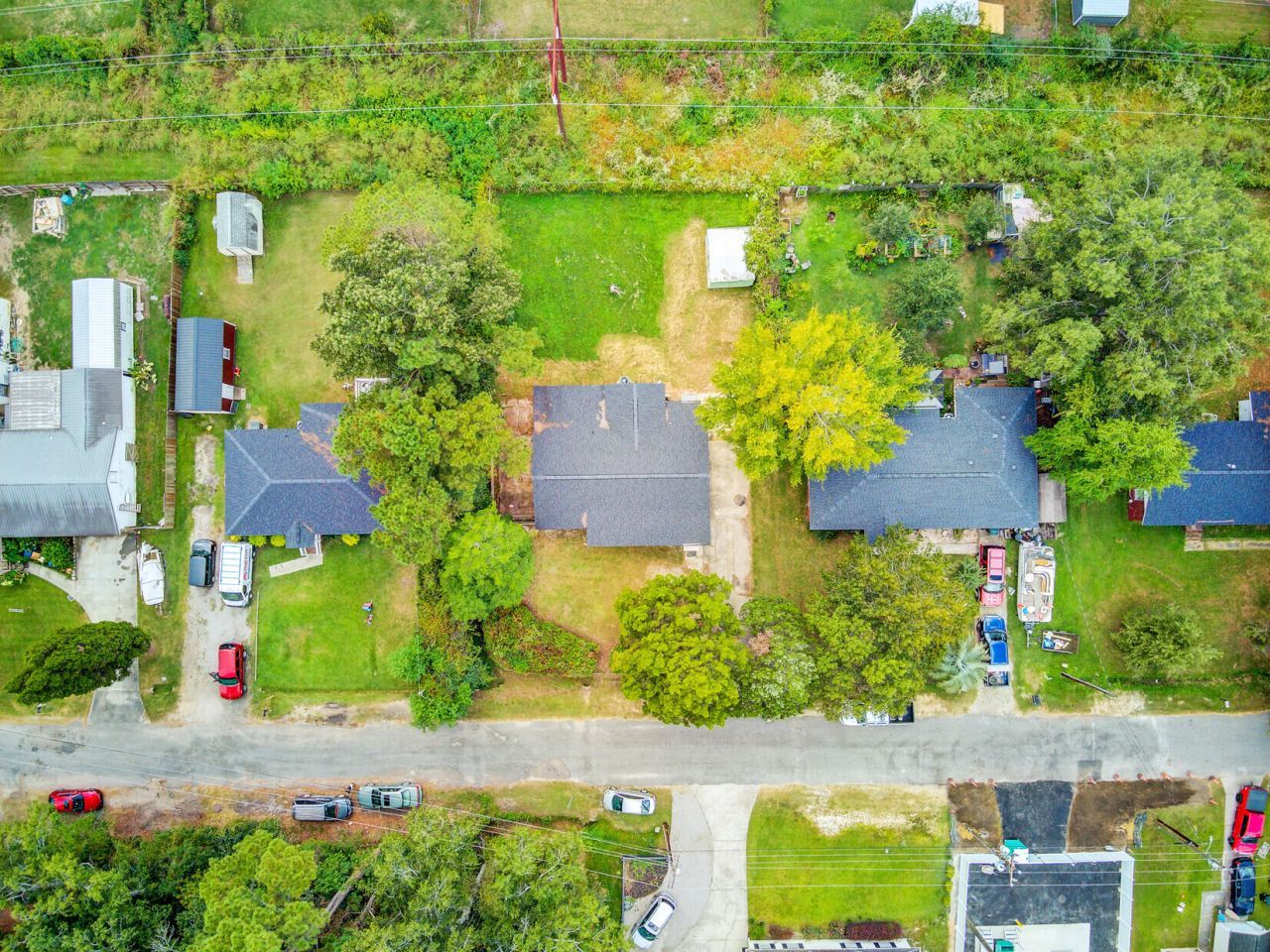 140 Weeks Avenue Photo 30