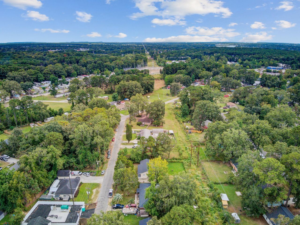 140 Weeks Avenue Photo 33