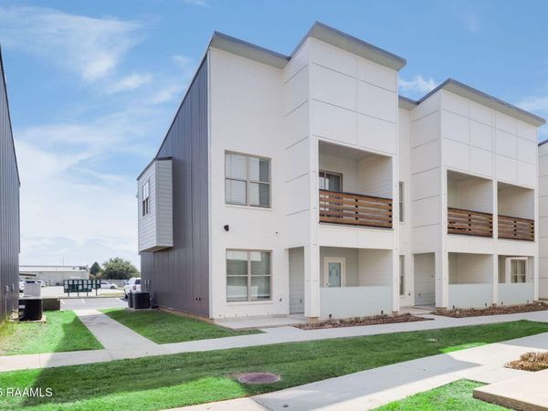 112 Gadwall Drive, Youngsville, LA 70592