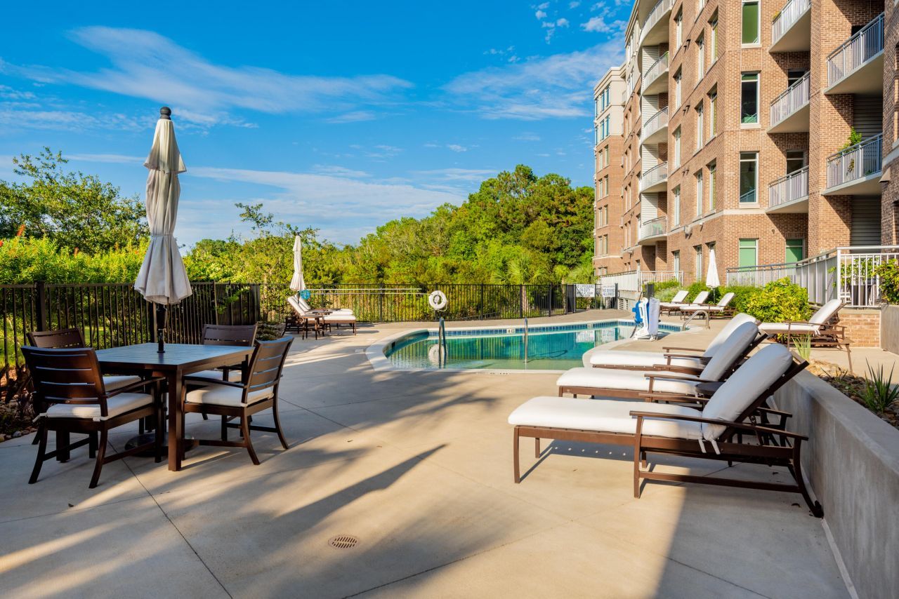 155 Wingo Way Photo 18