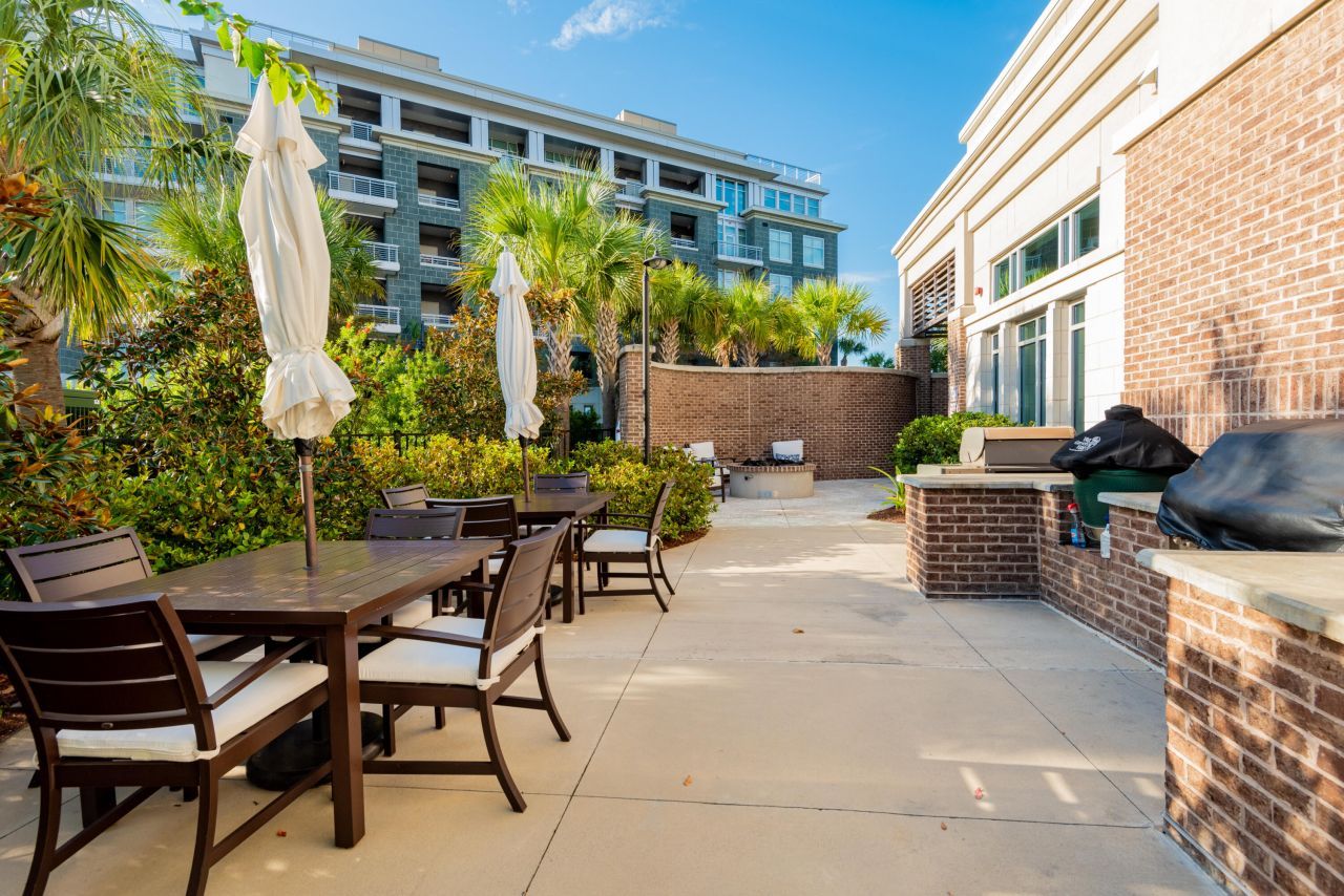 155 Wingo Way Photo 23