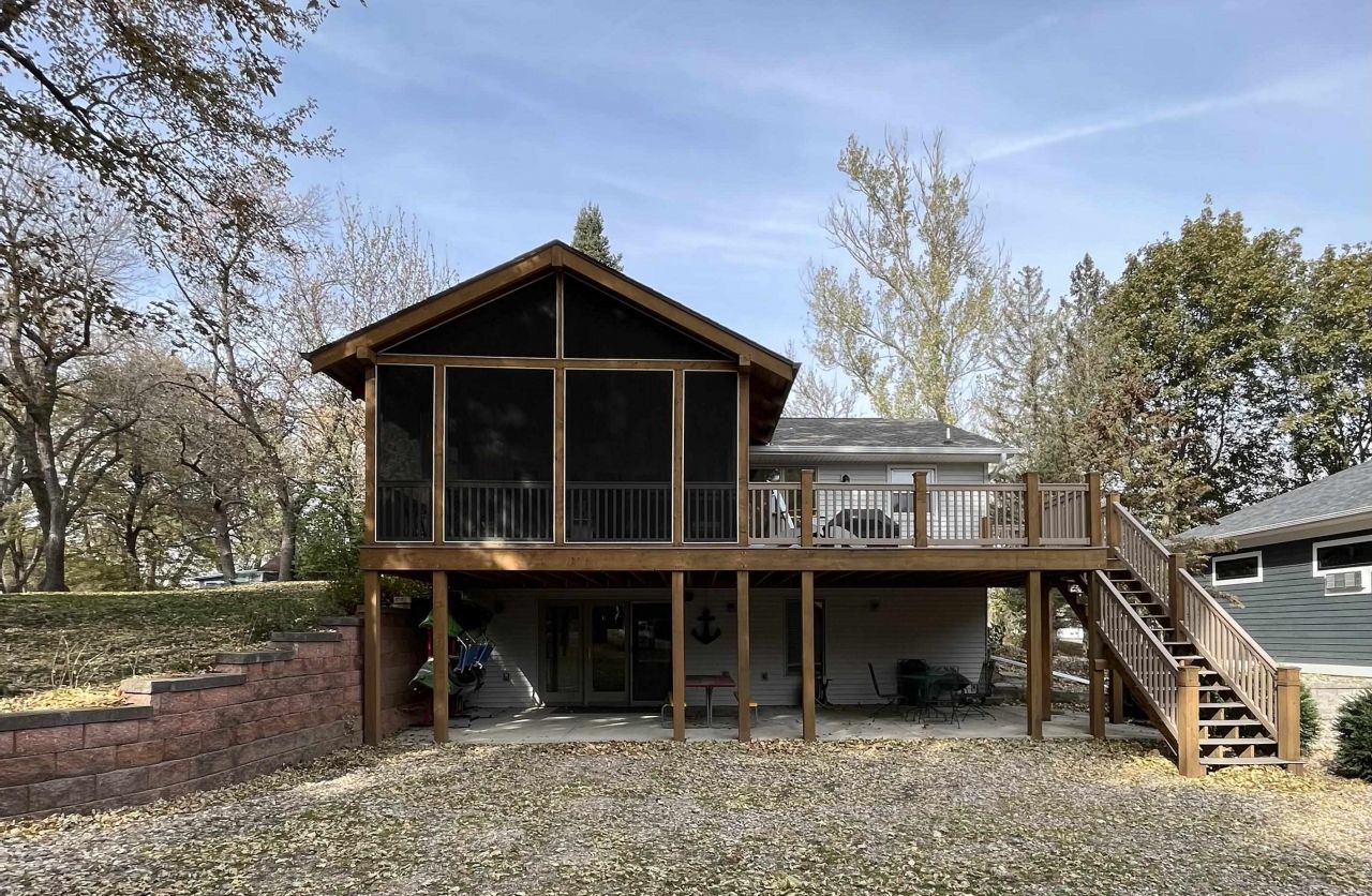 15403 War Eagle Blvd., Spirit Lake, IA 51360 Main Photo