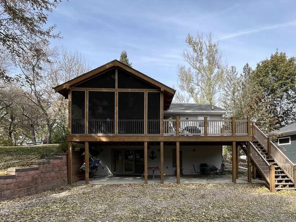 15403 War Eagle Blvd., Spirit Lake, IA 51360