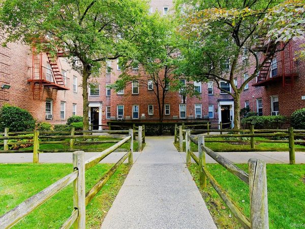 786 Bronx River, Unit B56, Bronxville, NY 10708