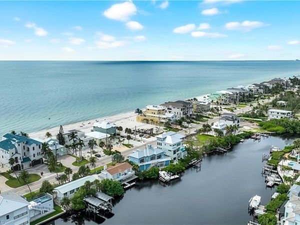 27749 Hickory BLVD, BONITA SPRINGS, FL 34134