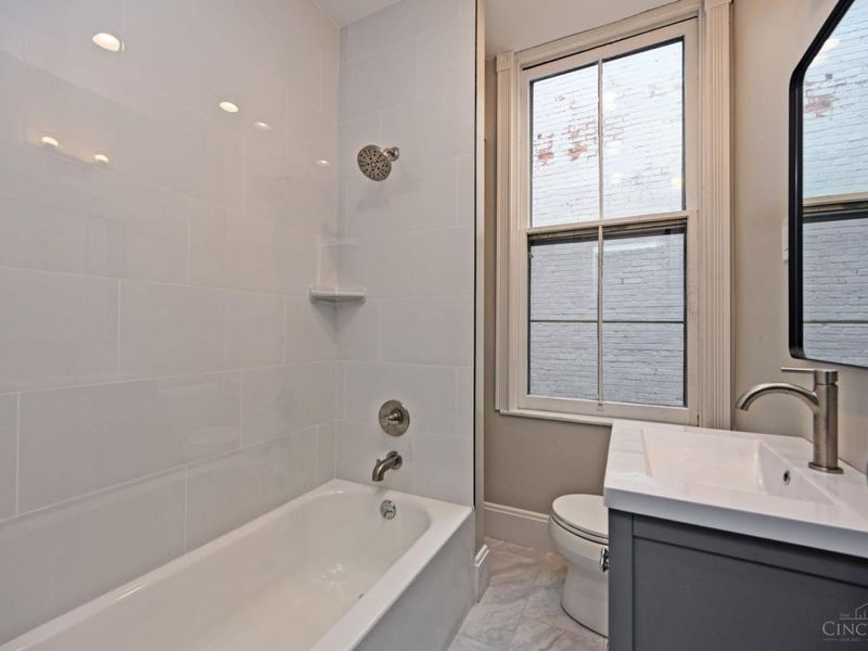 1739 Chase Avenue, Cincinnati, OH 45223 Photo 20
