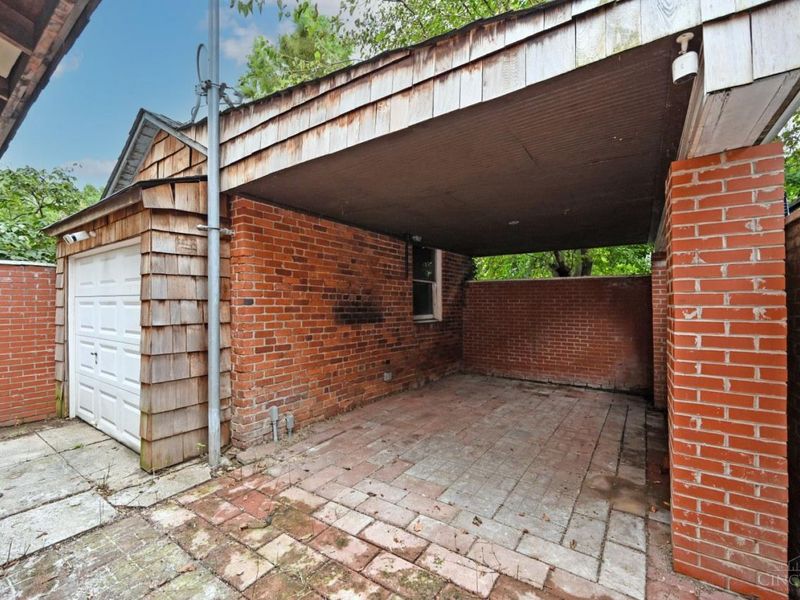 1739 Chase Avenue, Cincinnati, OH 45223 Photo 45