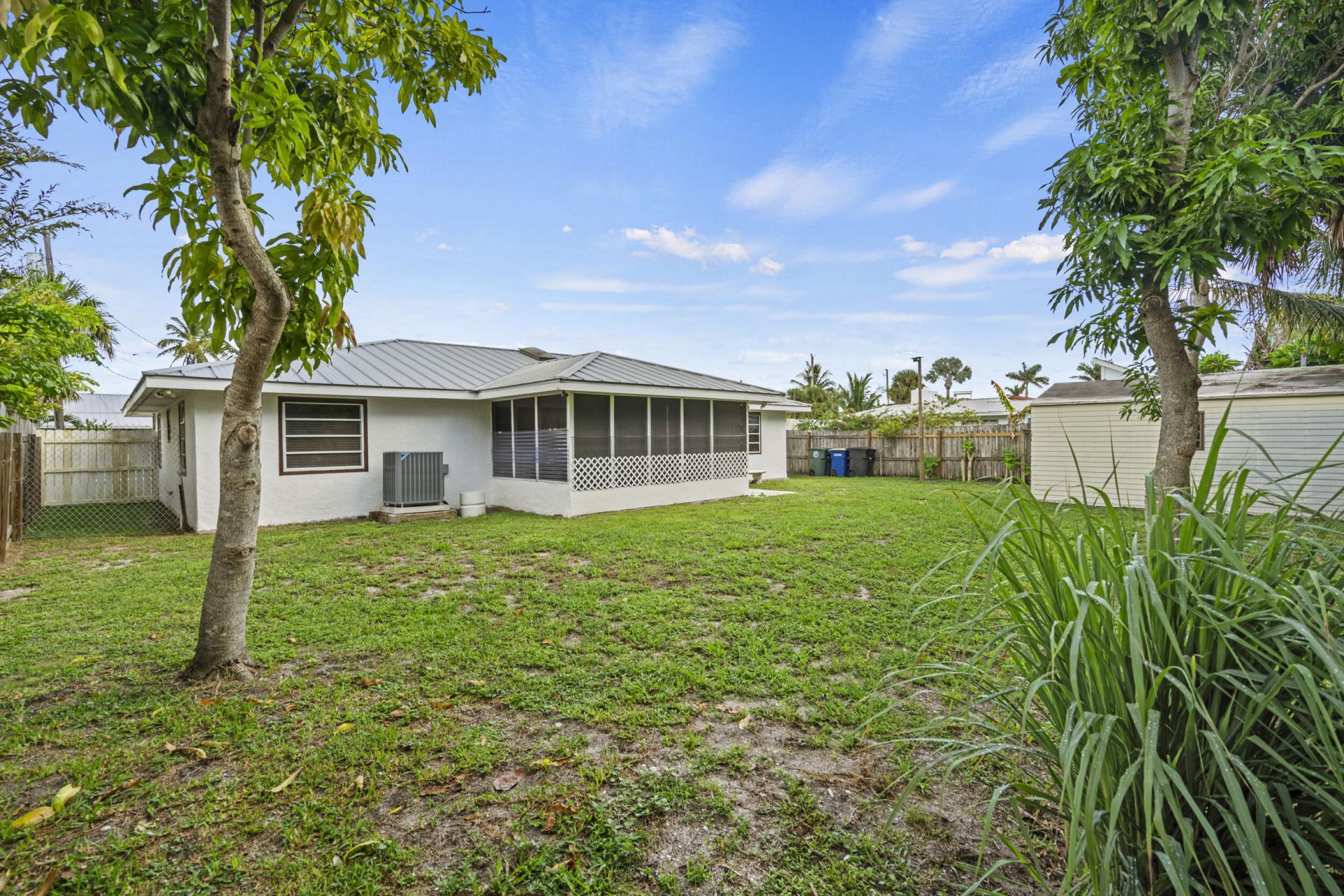 1915 Eucalyptus Avenue, Fort Pierce, FL 34949 Photo