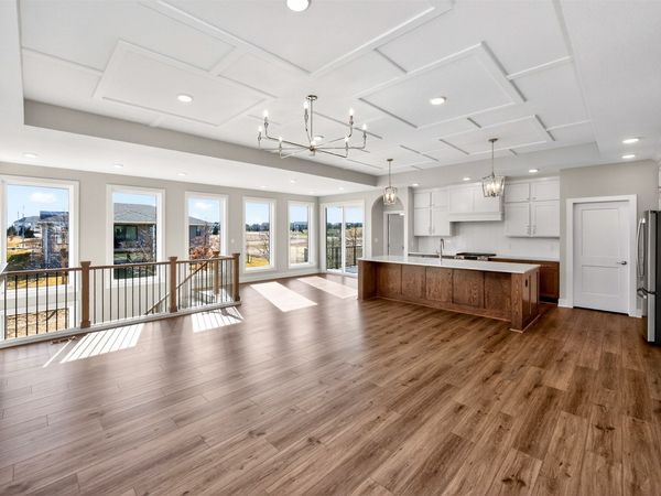 4644 Centennial Boulevard, Urbandale, IA 50323