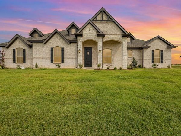 6044 Mango, Sanger, TX 76266