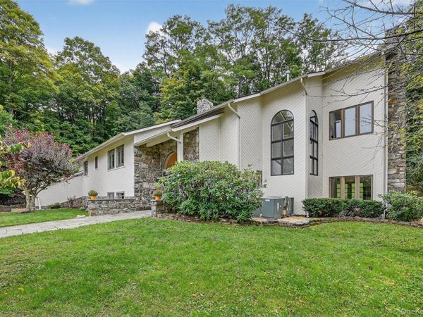 2 Tenny Lane, Cornwall, NY 12518