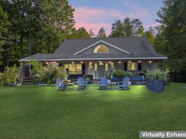 1313 Beckwith Road, Cornville, ME 04976