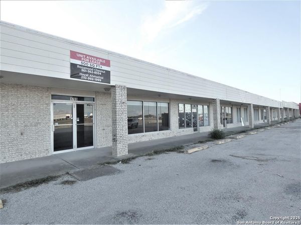 1703 N Hwy 181 Bypass Rd, Beeville, TX 78102