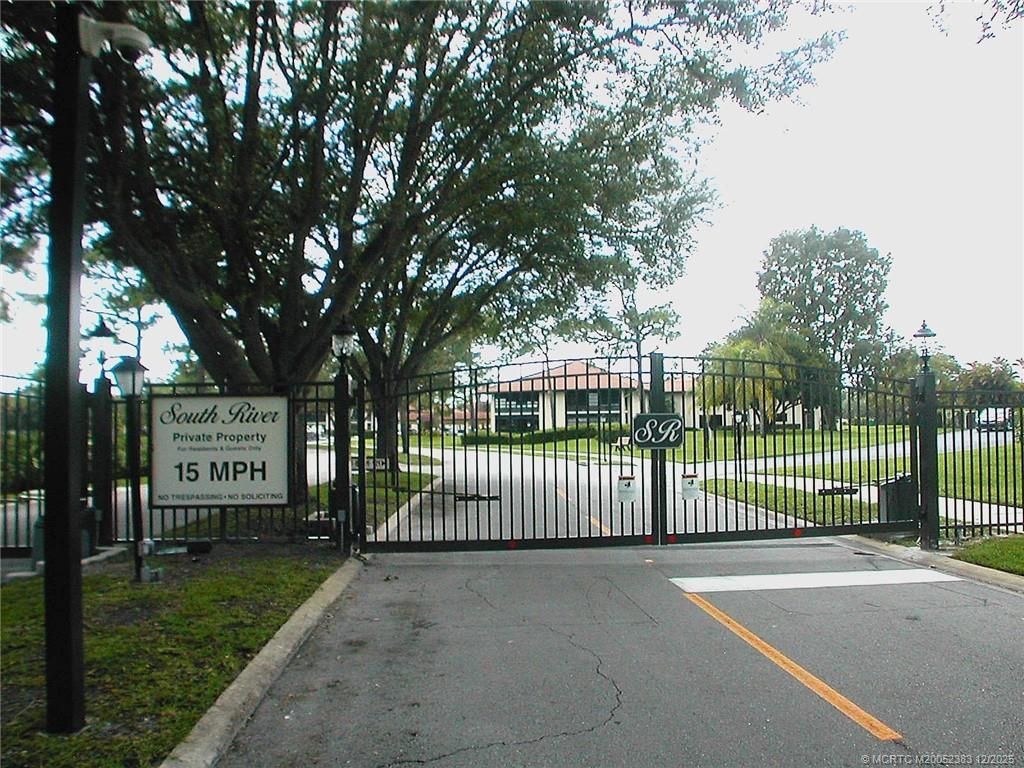 421 SW South River Drive, Unit 204, Stuart, FL 34997 Photo