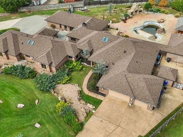 2012 Ramsgate Way, Fort Smith, AR 72908