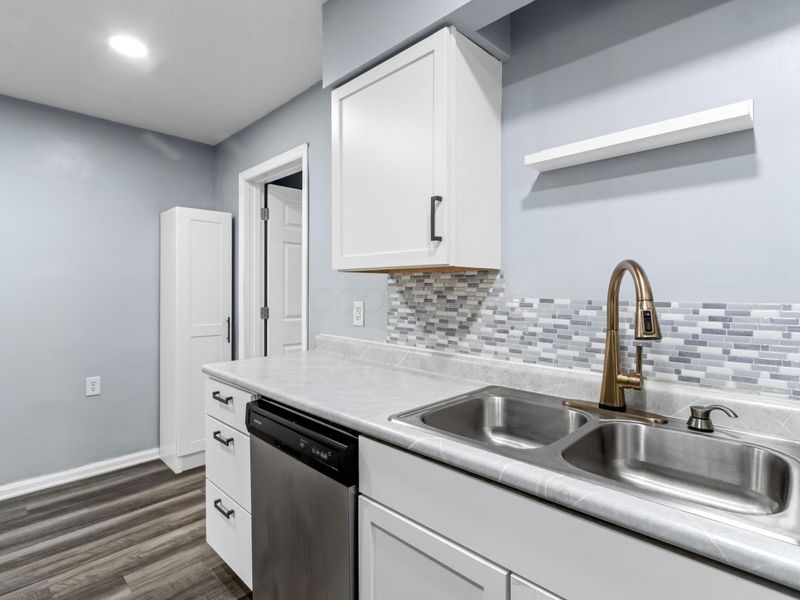 73 N Everett Avenue, Columbus, OH 43213 Photo 10