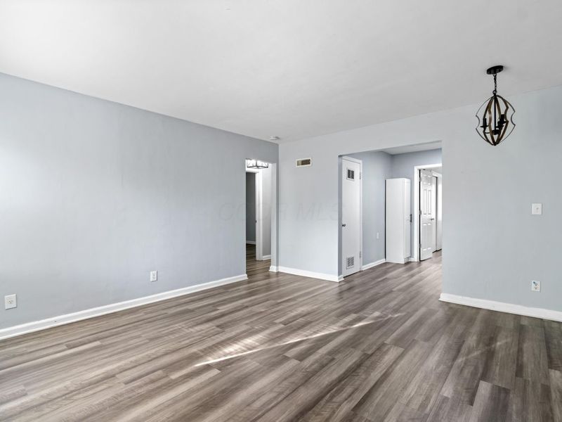 73 N Everett Avenue, Columbus, OH 43213 Photo 6