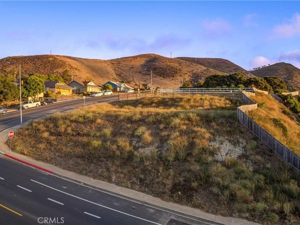 209 S 7th Street, Lompoc, CA 93436