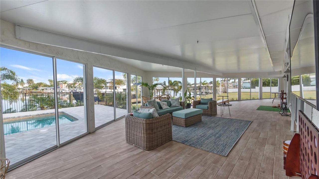 102 East Circle, New Smyrna Beach, FL 32169 Photo