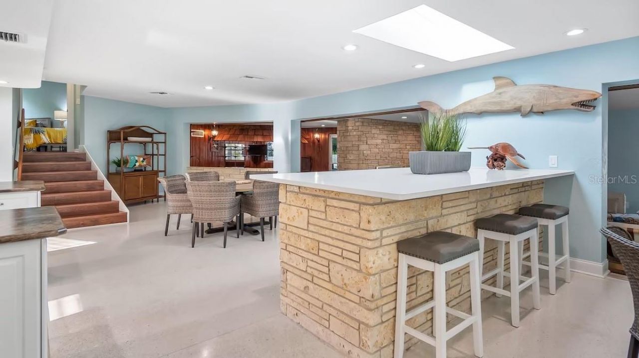 102 East Circle, New Smyrna Beach, FL 32169 Photo