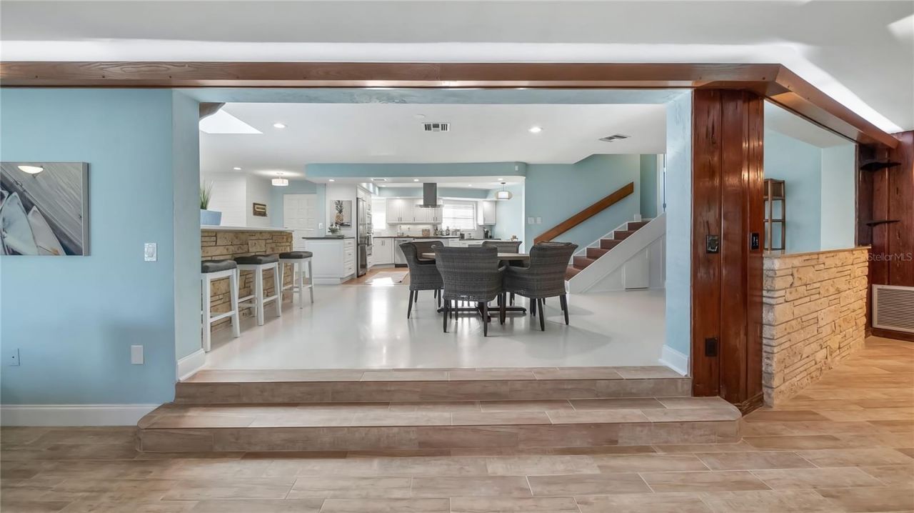 102 East Circle, New Smyrna Beach, FL 32169 Photo