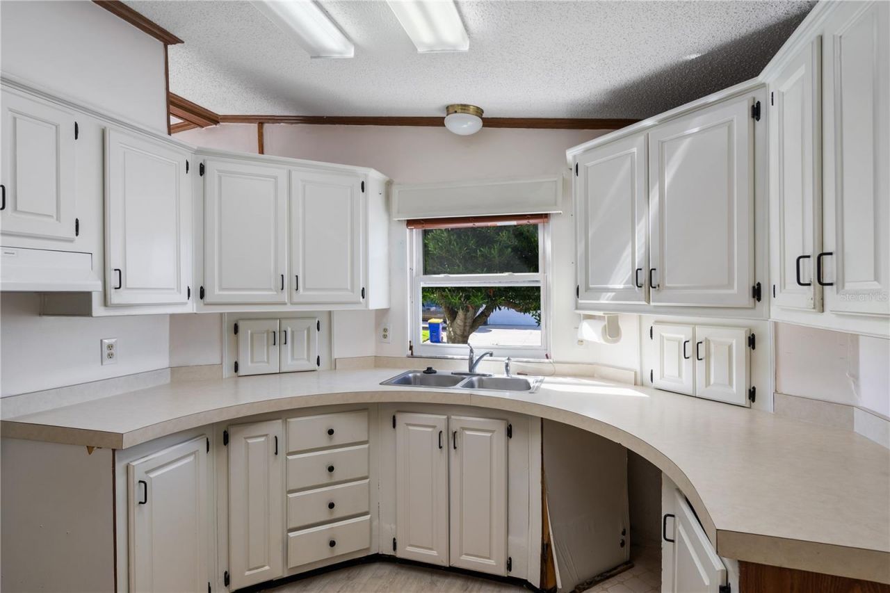 701 Helmsman Lane, Edgewater, FL 32141 Photo