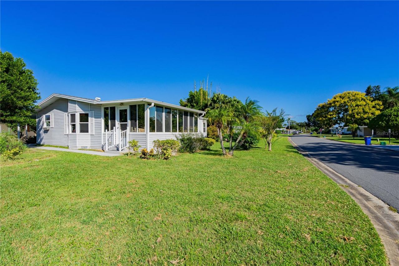 701 Helmsman Lane, Edgewater, FL 32141 Photo