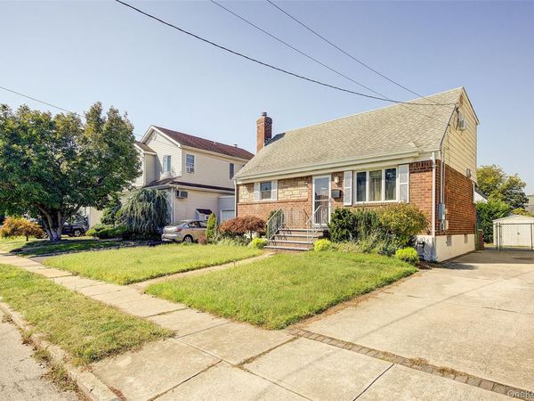 106 Soifer Avenue, North Bellmore, NY 11710