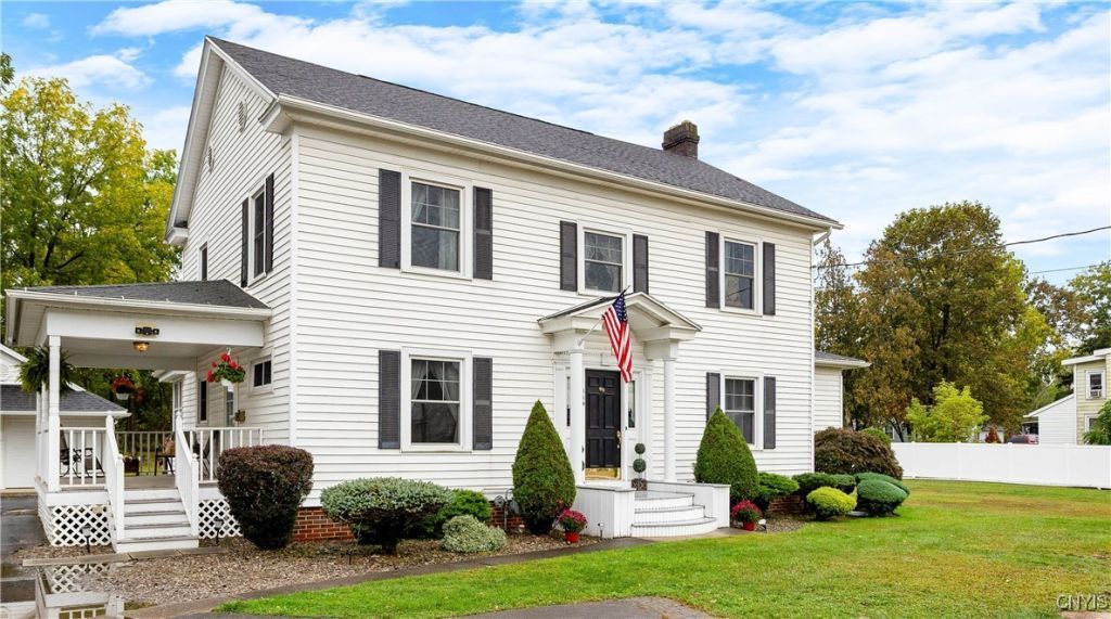 114 Seneca Avenue, Oneida, NY 13421 Main Photo