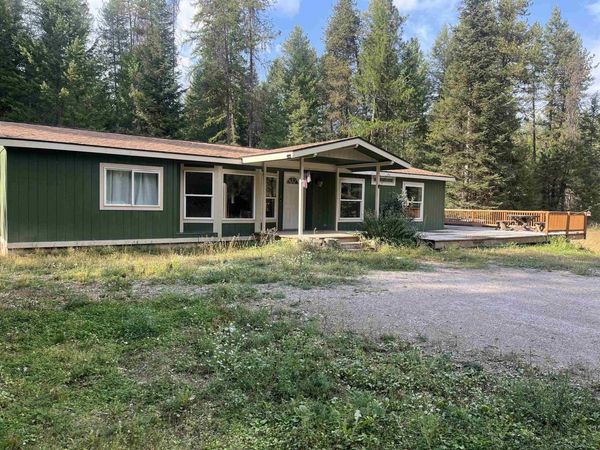 4087 Hesseltine Rd, Valley, WA 99181