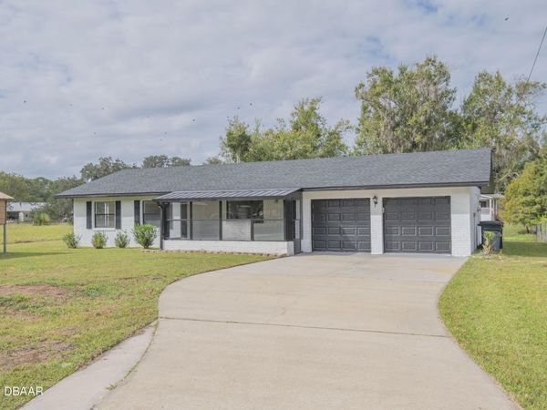 2082 Shady Lane, Geneva, FL 32732