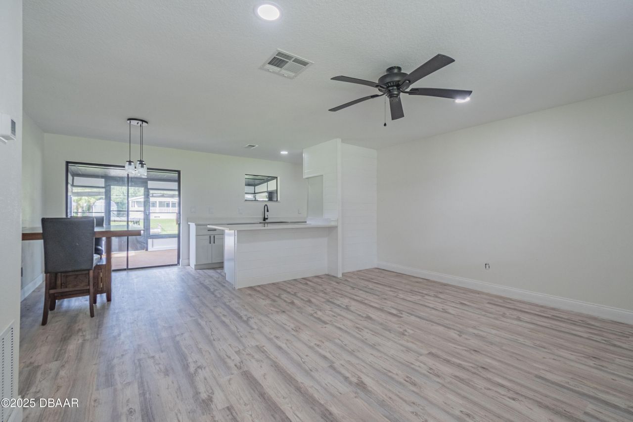 2082 Shady Lane, Geneva, FL 32732 Photo