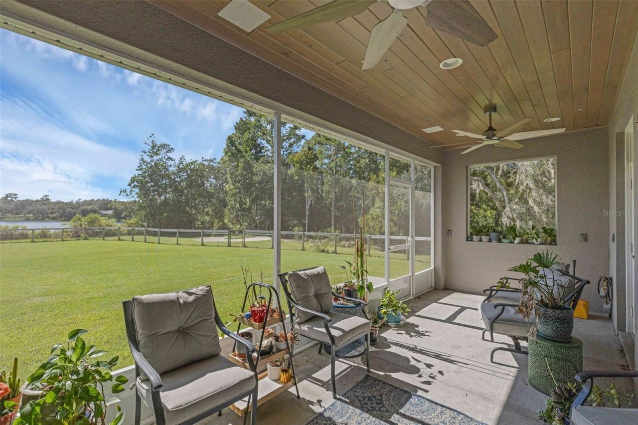 230 Fisher Run, Ocklawaha, FL 32179 Photo