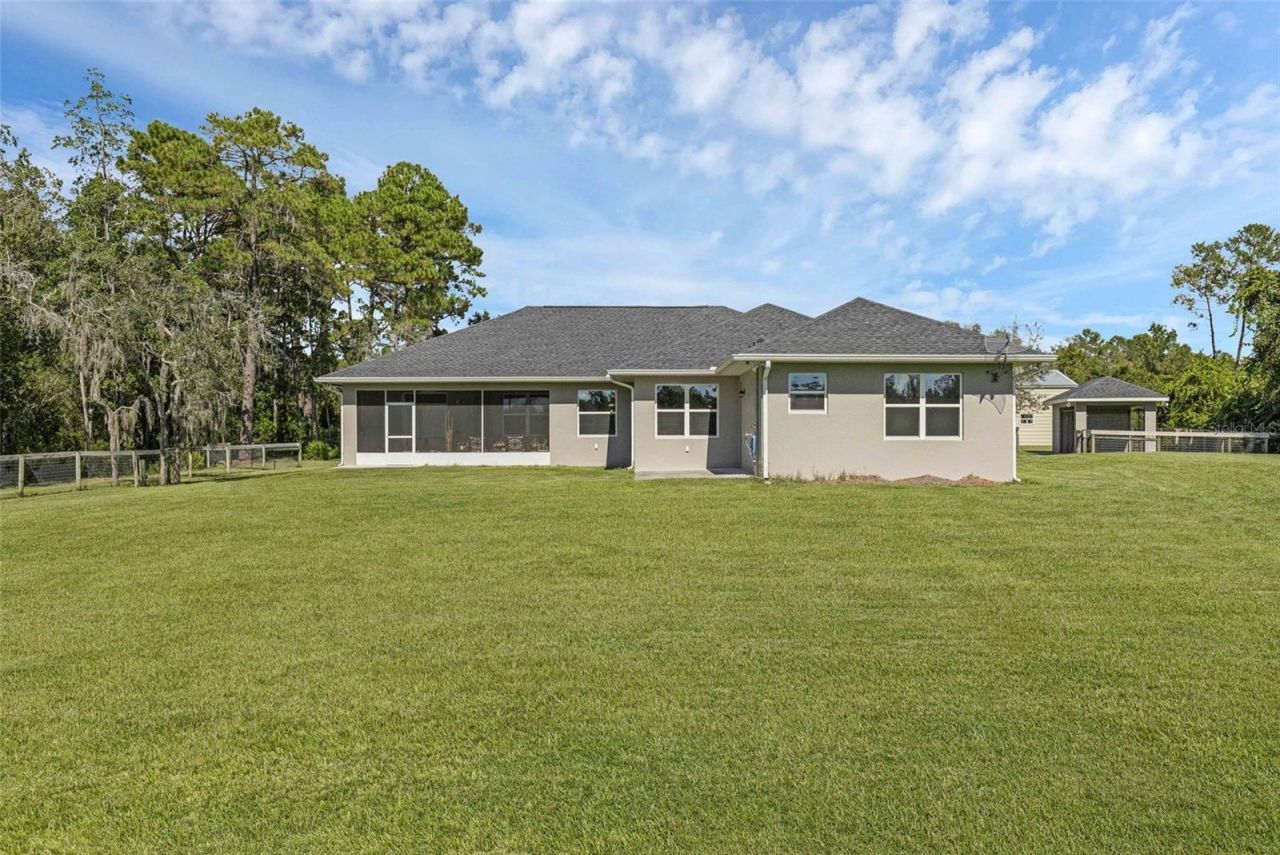 230 Fisher Run, Ocklawaha, FL 32179 Photo