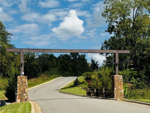 Healing Springs Street, Highfill, AR 72713