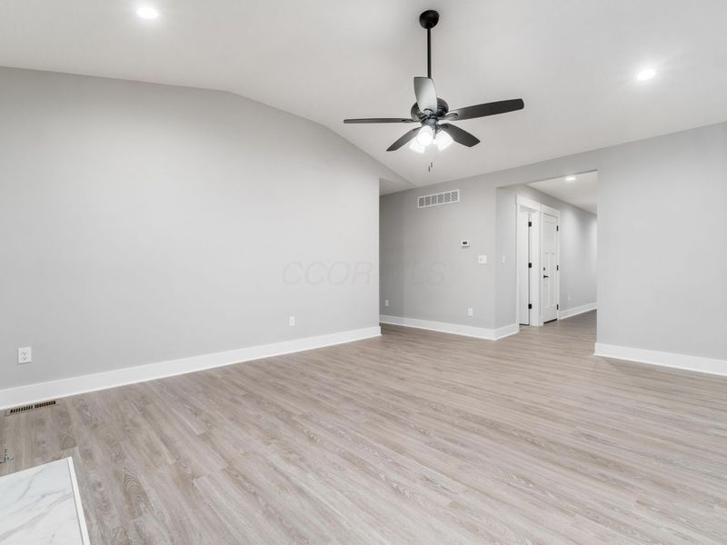 5012 Gore Street, Canal Winchester, OH 43110 Photo 13