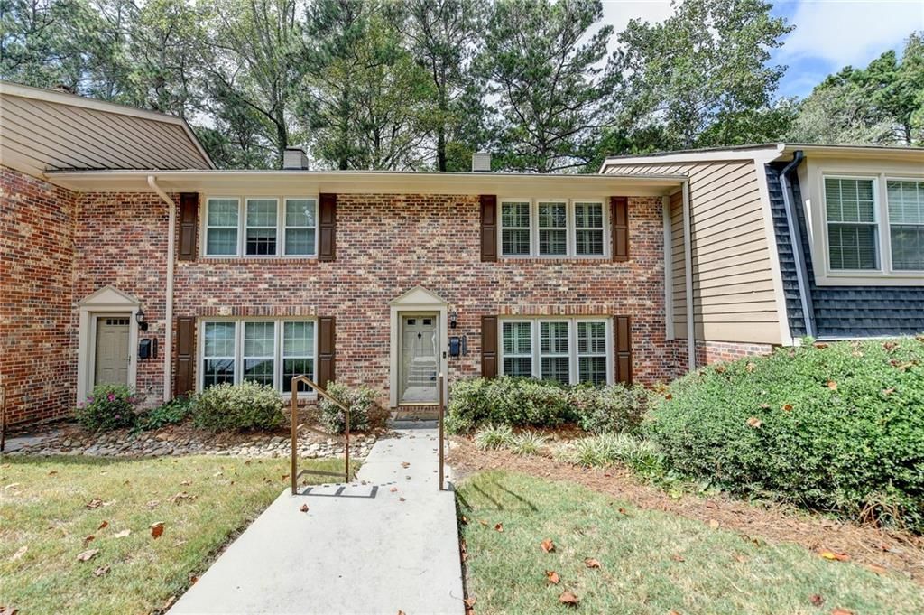 2475 Northlake Court Ne, Atlanta, GA 30345 Main Photo