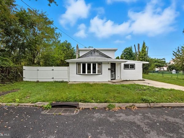 305 MILLER AVENUE, CROYDON, PA 19021